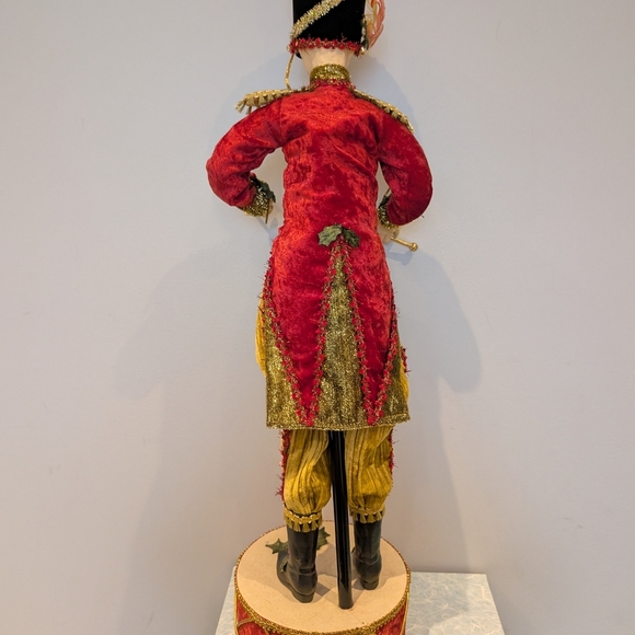 Large Red and Gold Drummer Boy Figurine - Picture 8 of 9